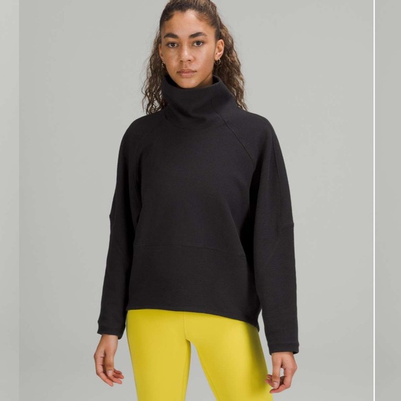 Lululemon Textured Funnel Neck pullover, size 10 - Picture 1 of 13